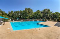 8909 Elkins Park Drive, Matthews, NC 28105