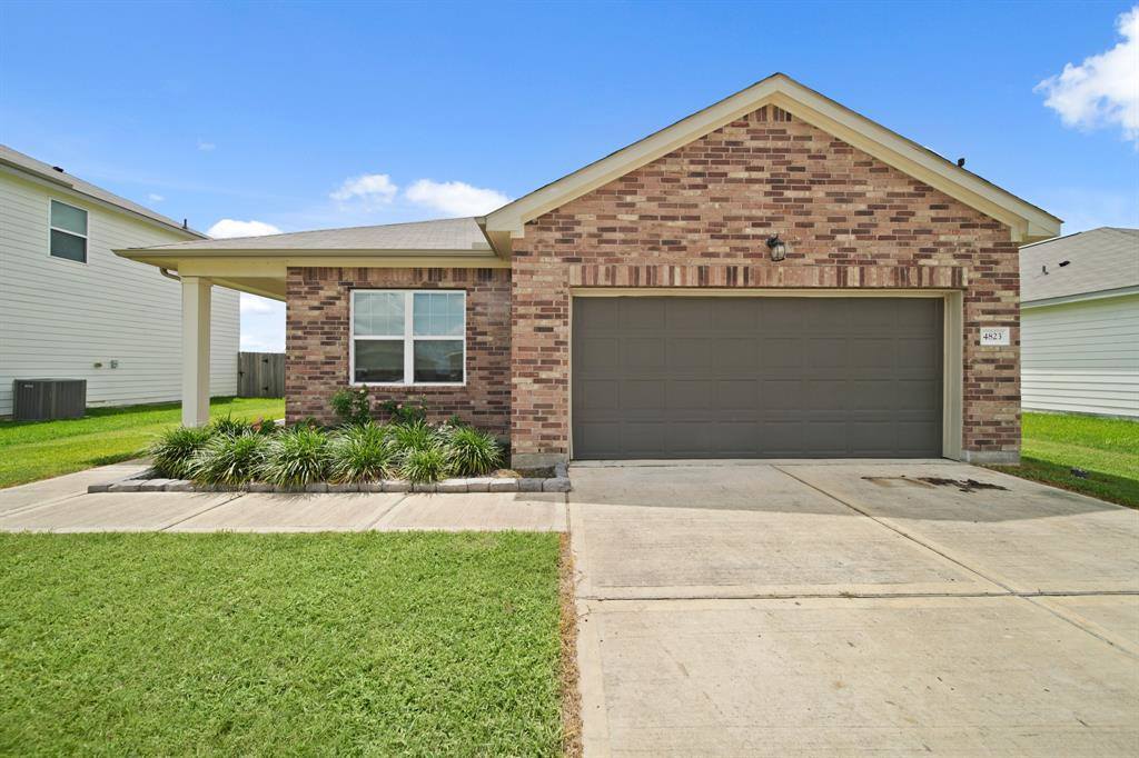 4823 Highland Springs Drive, Richmond, TX 77469