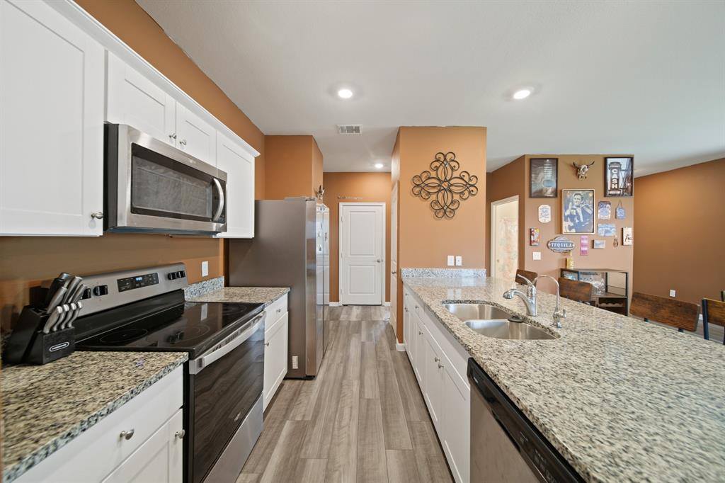 4823 Highland Springs Drive, Richmond, TX 77469