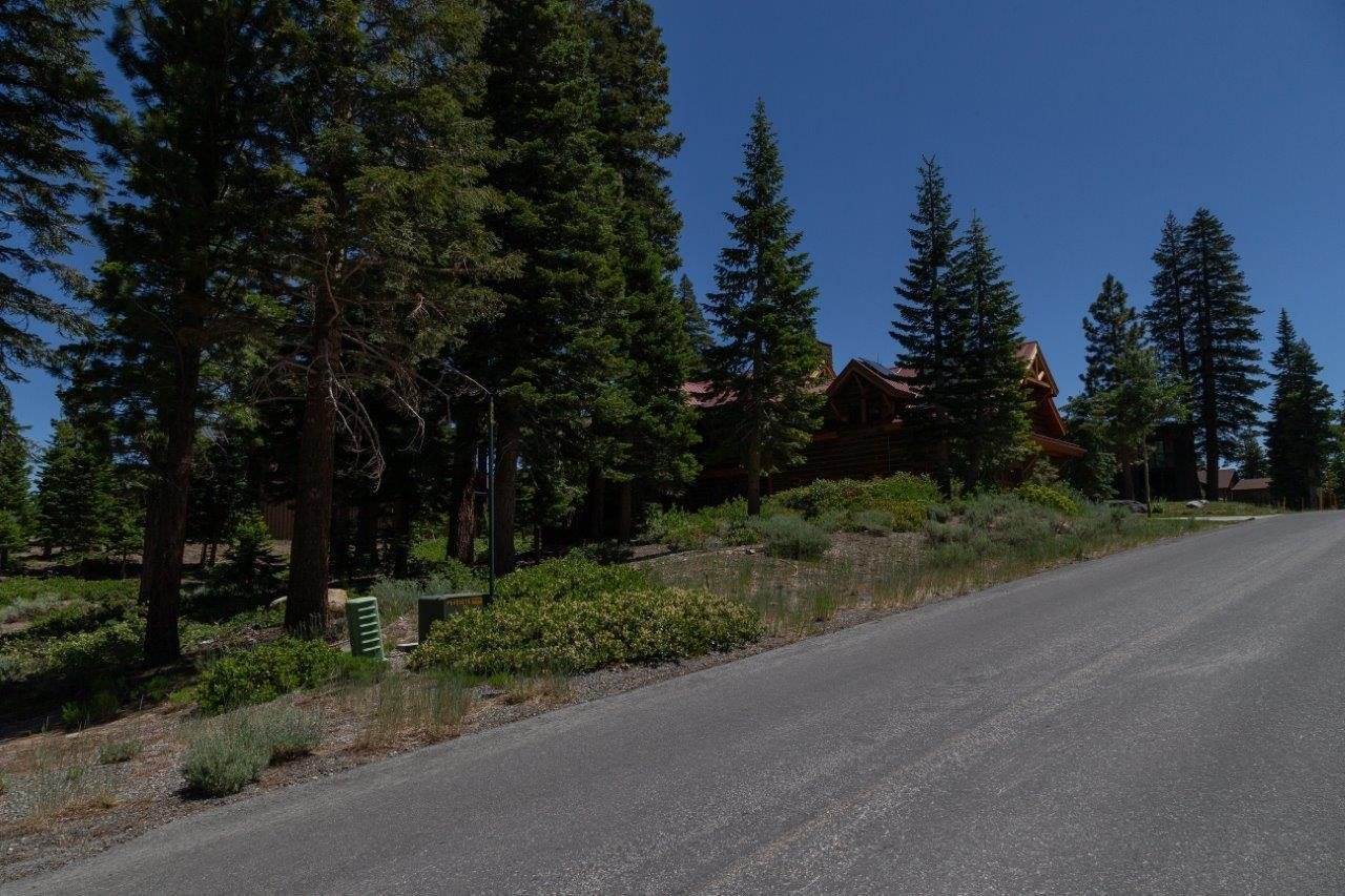 185 Fir Street, Mammoth Lakes, CA 93546