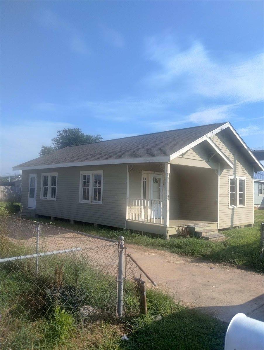 325 East 2nd Street, Larose, LA 70373