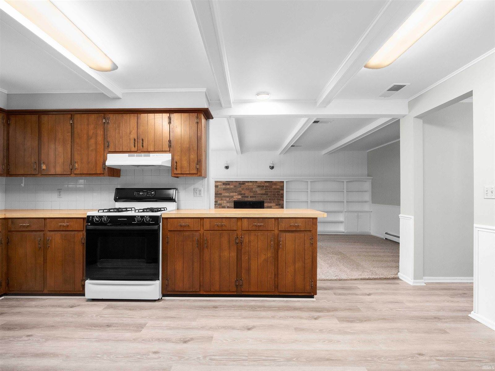 6506 Woodthrush Drive, Fort Wayne, IN 46835