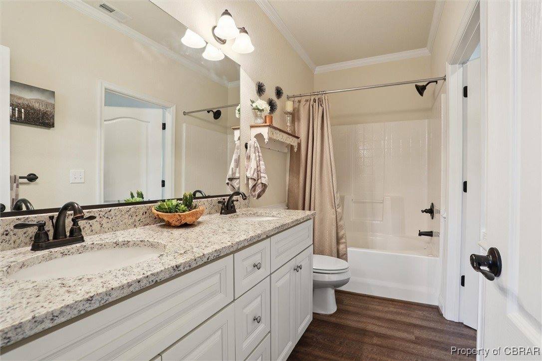 7544 Villa Court, Gloucester Point, VA 23062