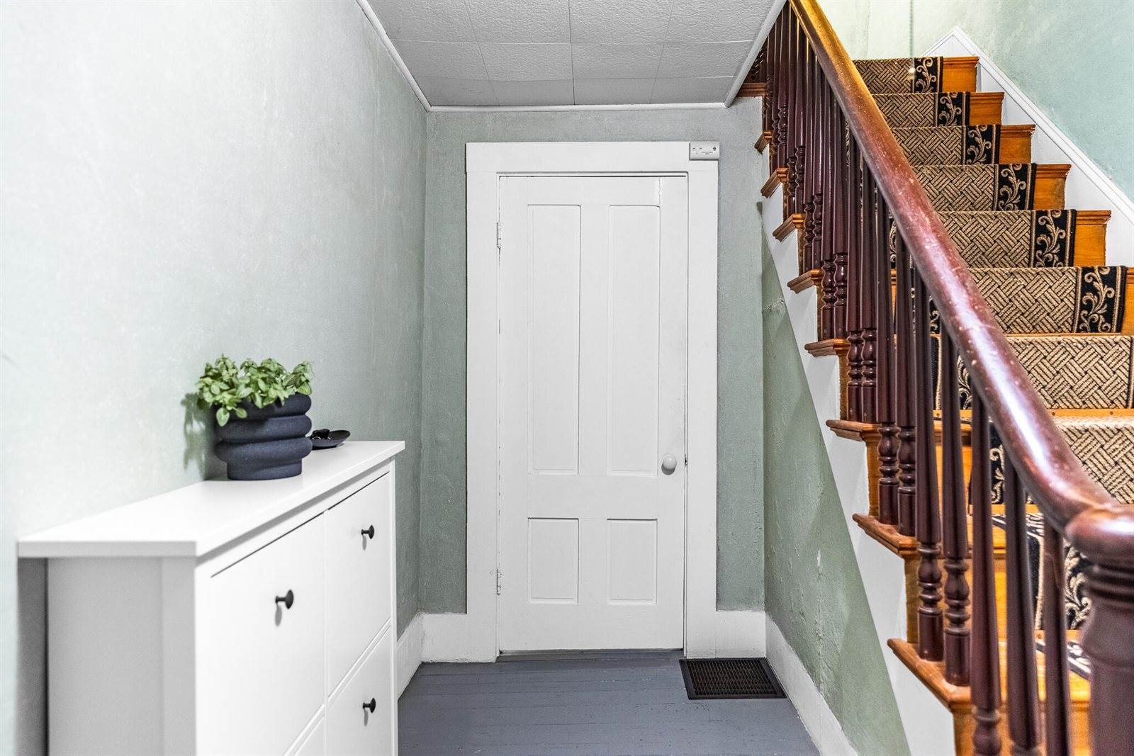 19 Bucksport Road, Ellsworth, ME 04605