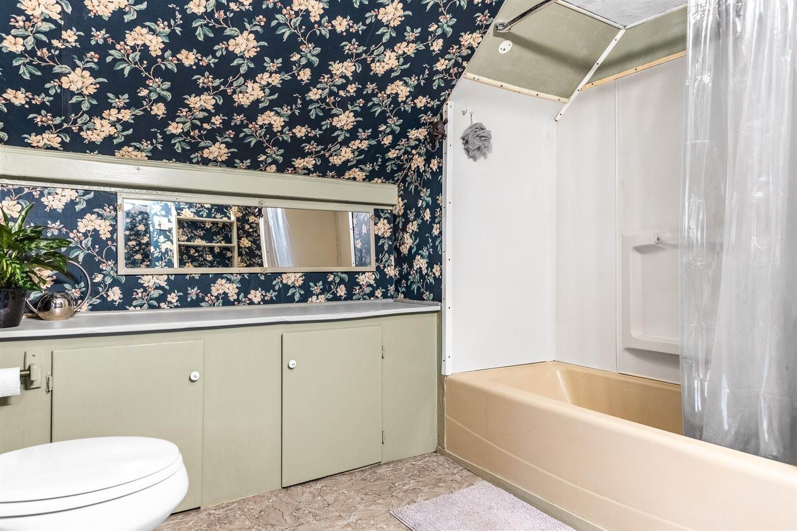 19 Bucksport Road, Ellsworth, ME 04605