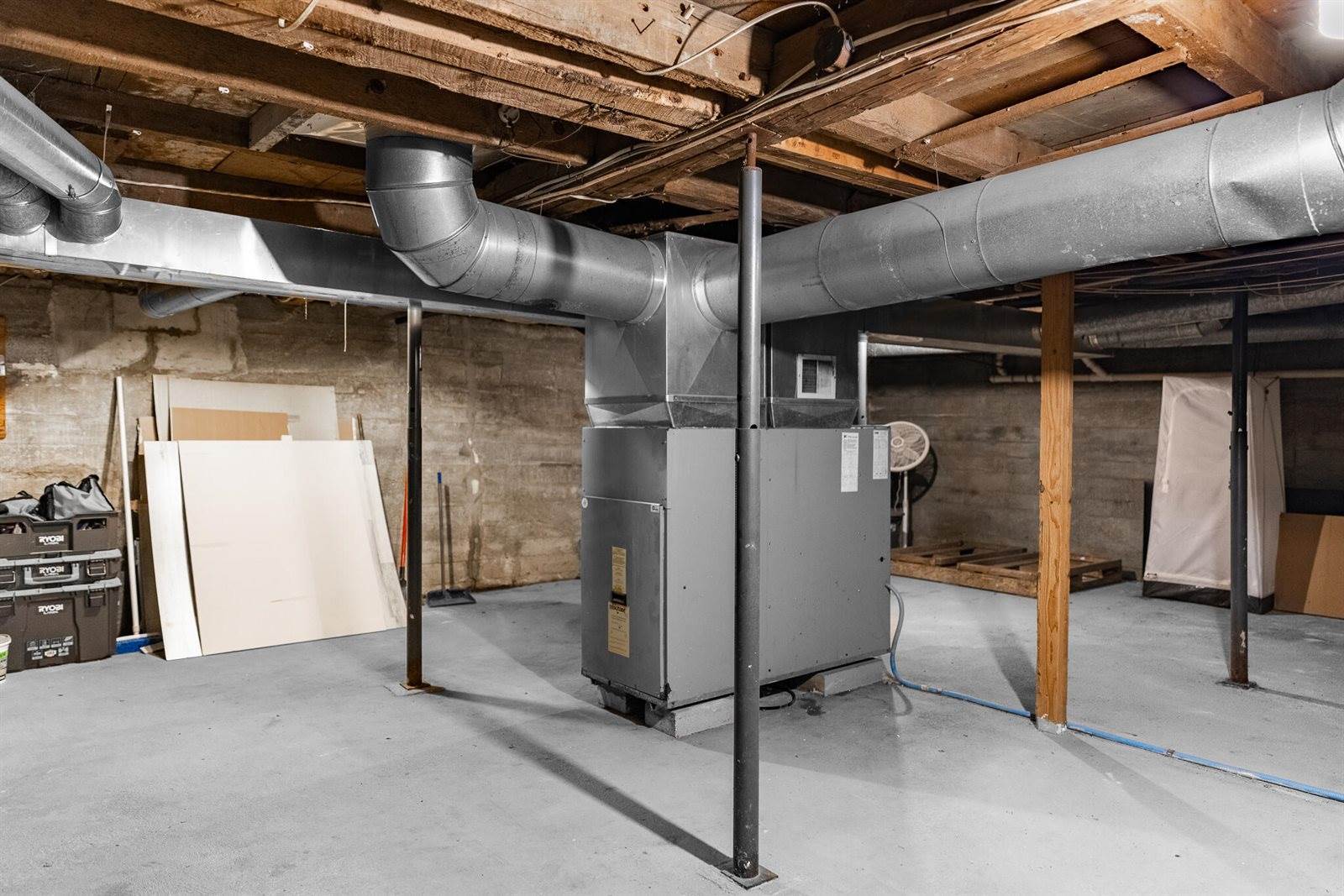 19 Bucksport Road, Ellsworth, ME 04605