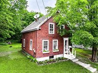 19 Bucksport Road, Ellsworth, ME 04605