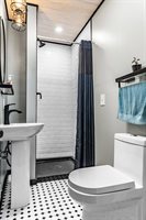 19 Bucksport Road, Ellsworth, ME 04605