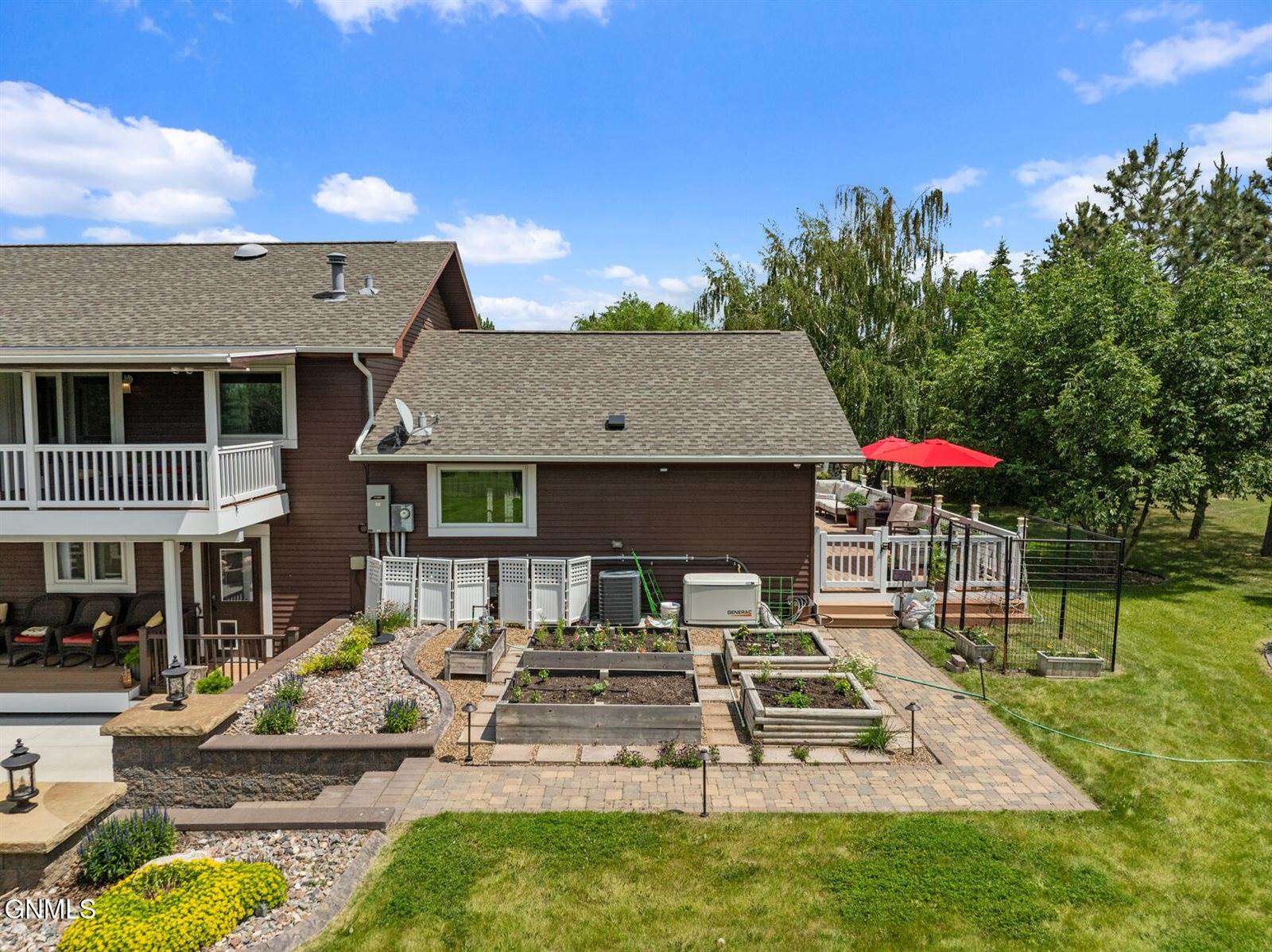 3319 11th Avenue East, Williston, ND 58801