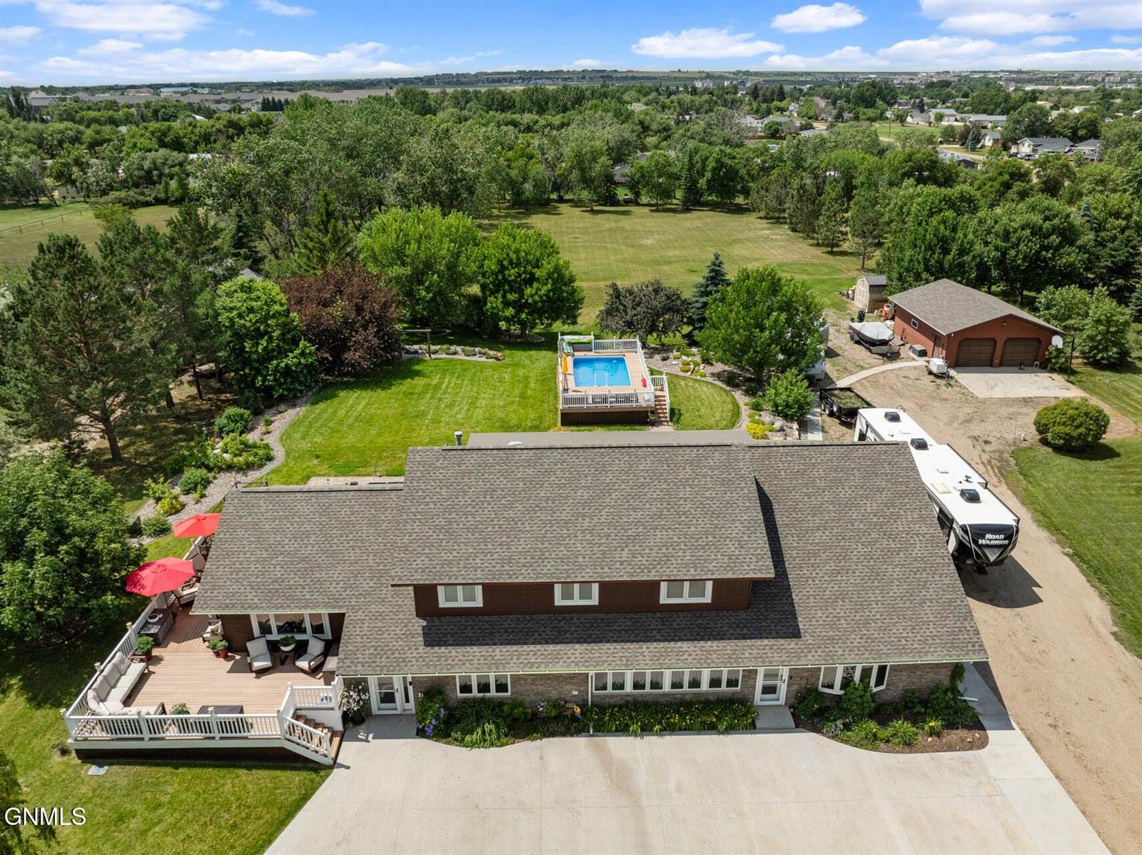 3319 11th Avenue East, Williston, ND 58801