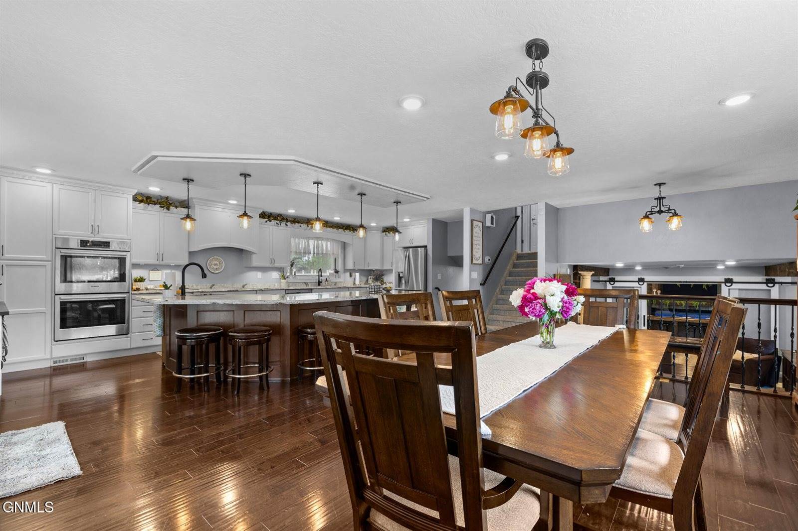 3319 11th Avenue East, Williston, ND 58801