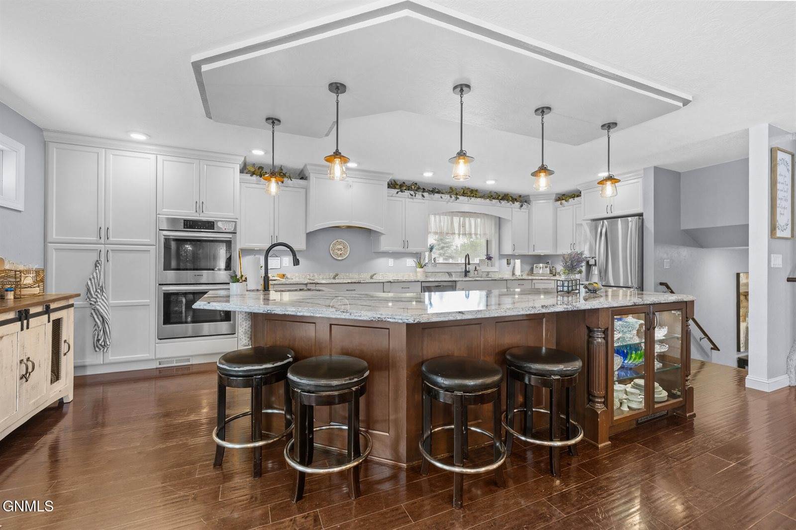 3319 11th Avenue East, Williston, ND 58801