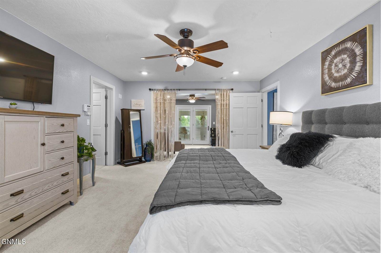 3319 11th Avenue East, Williston, ND 58801