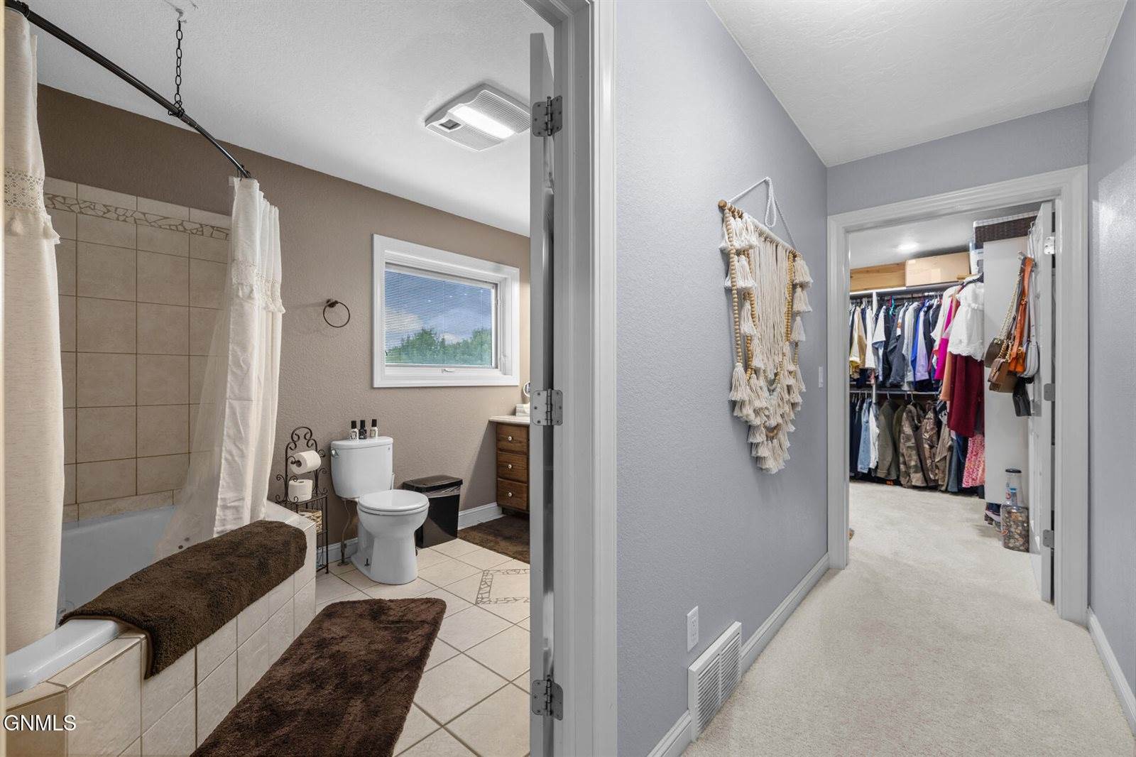 3319 11th Avenue East, Williston, ND 58801