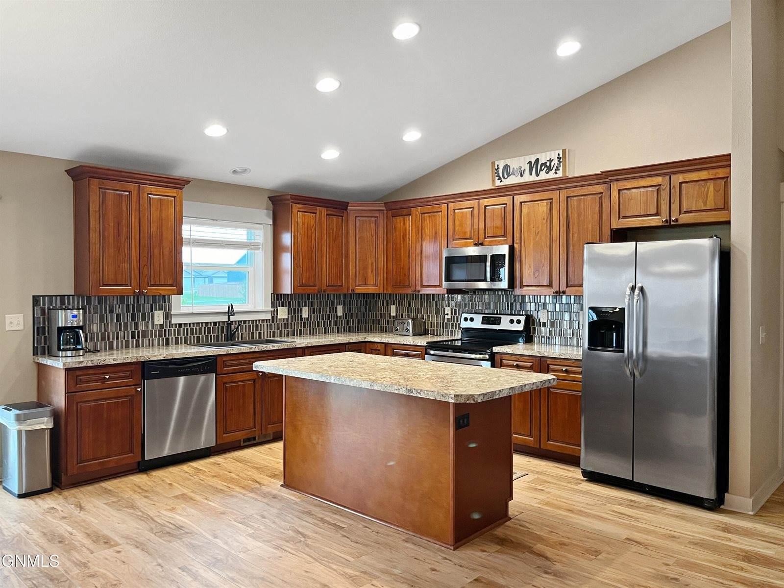 13662 Cherry Street NW, Williston, ND 58801