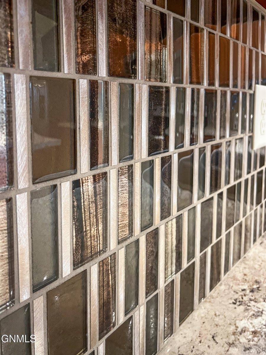 13662 Cherry Street NW, Williston, ND 58801