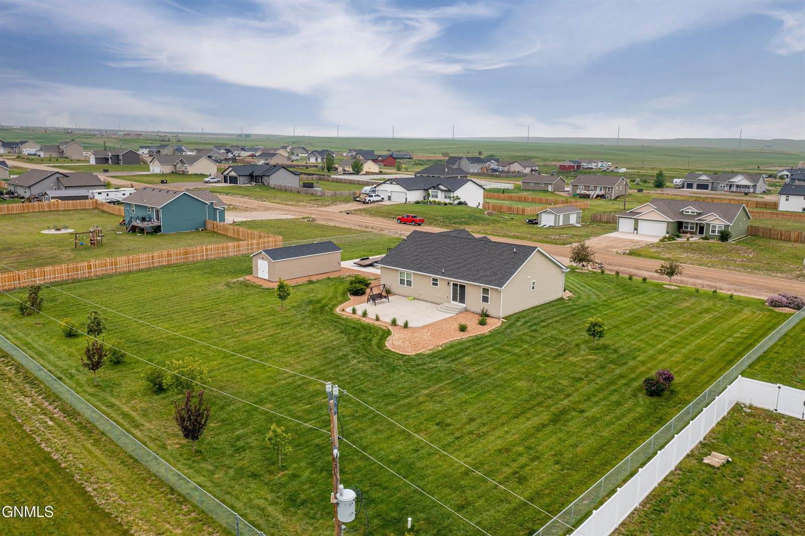 13662 Cherry Street NW, Williston, ND 58801