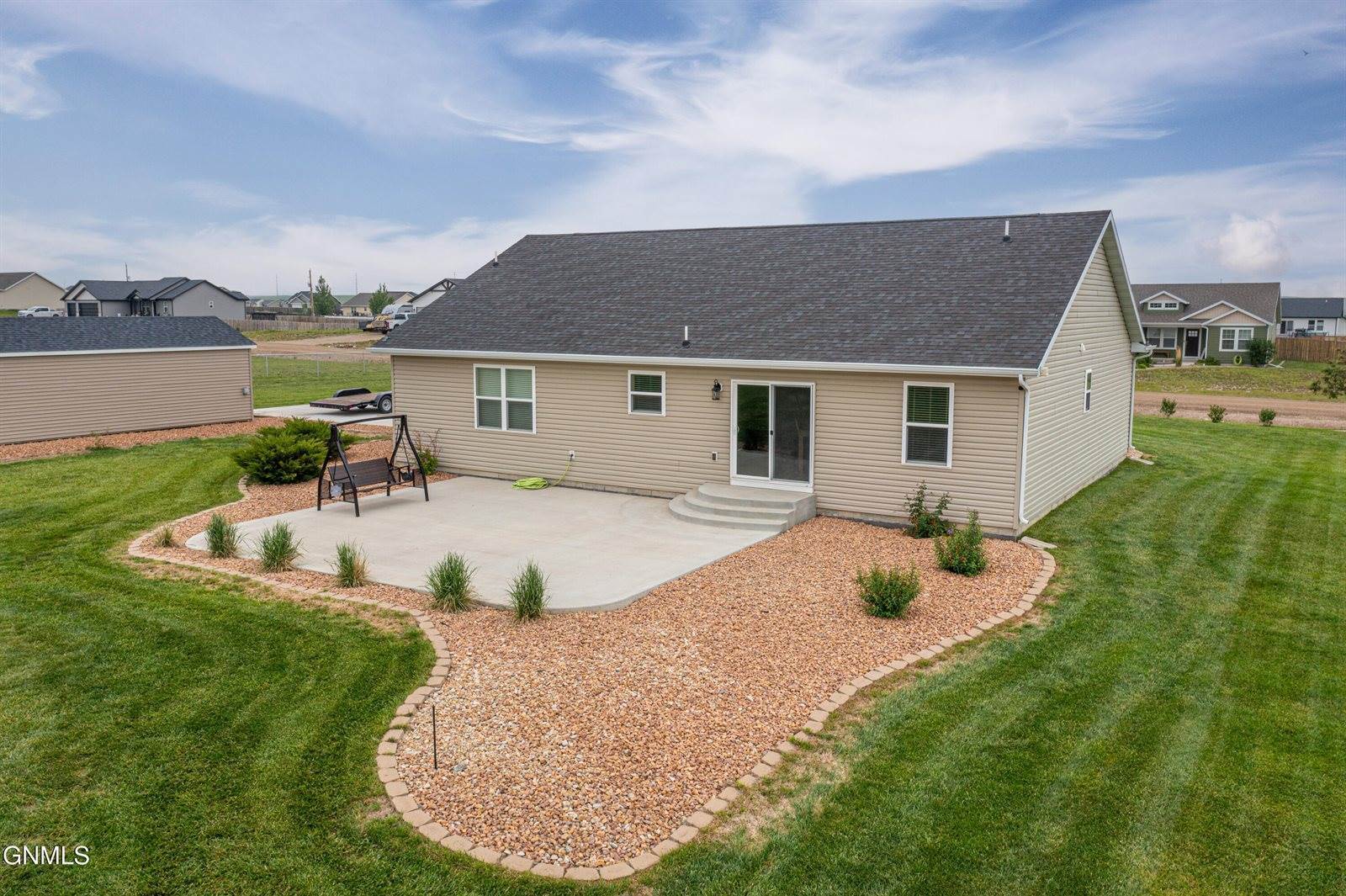 13662 Cherry Street NW, Williston, ND 58801