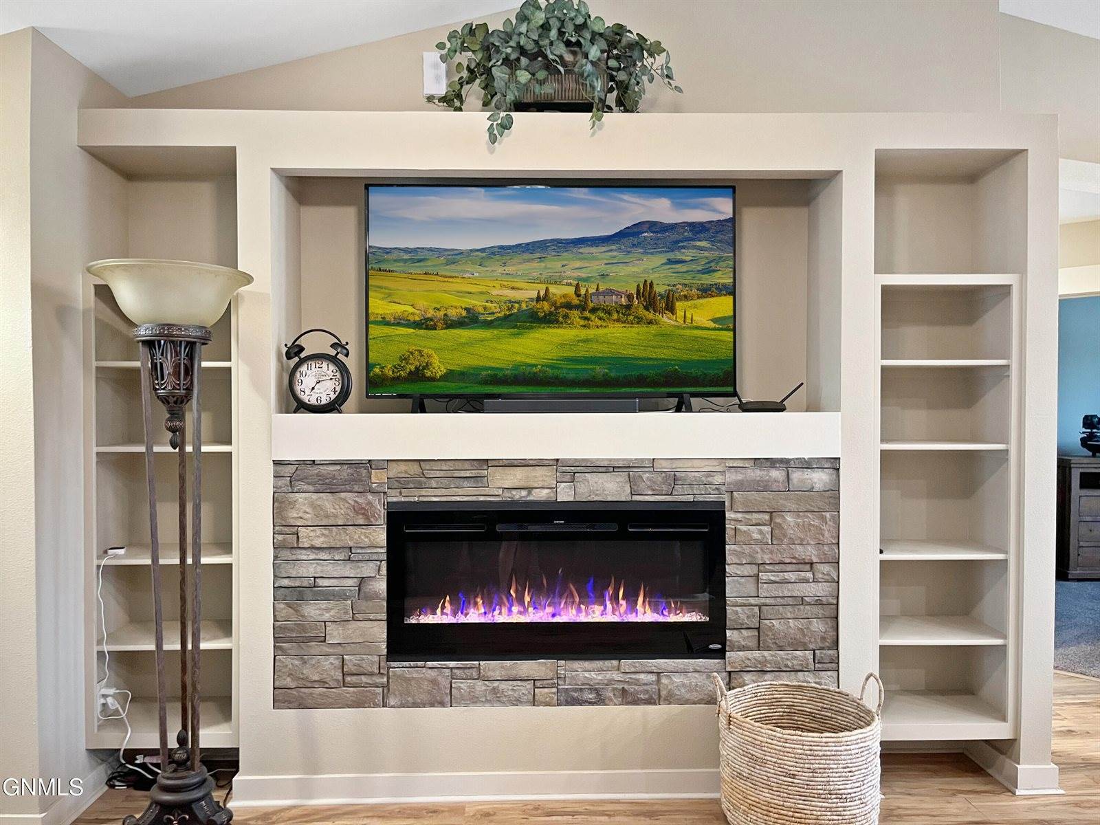 13662 Cherry Street NW, Williston, ND 58801