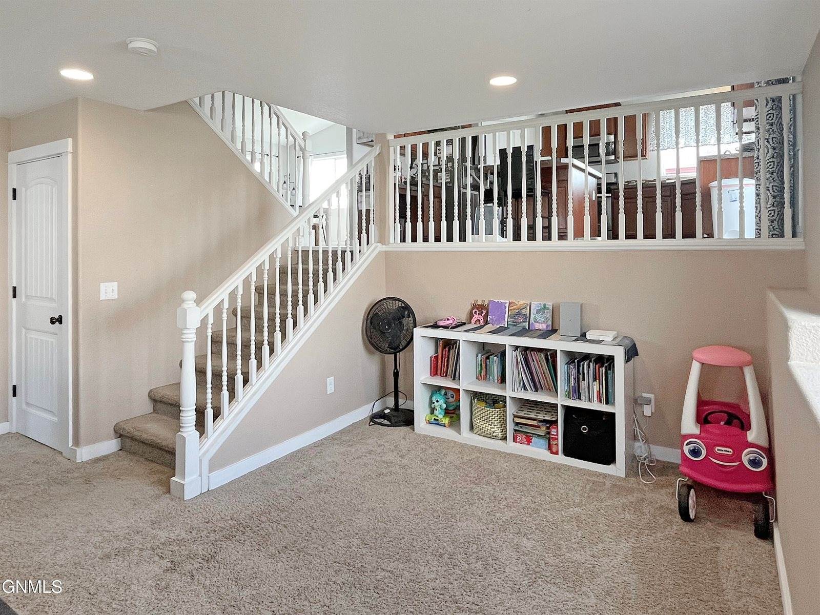 2810 24th Street West, Williston, ND 58801