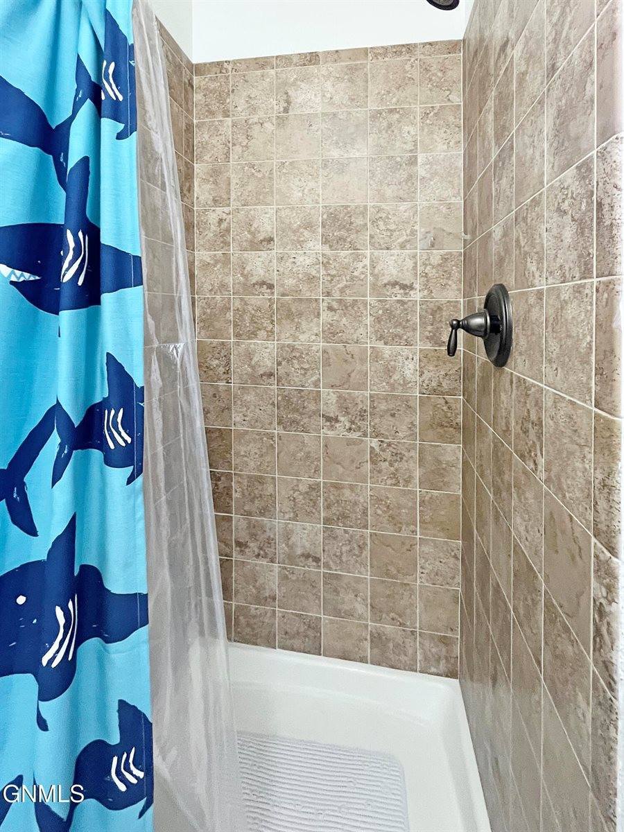 2810 24th Street West, Williston, ND 58801