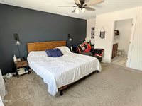 2810 24th Street West, Williston, ND 58801