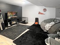 2810 24th Street West, Williston, ND 58801