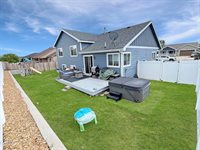 2810 24th Street West, Williston, ND 58801