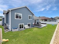 2810 24th Street West, Williston, ND 58801