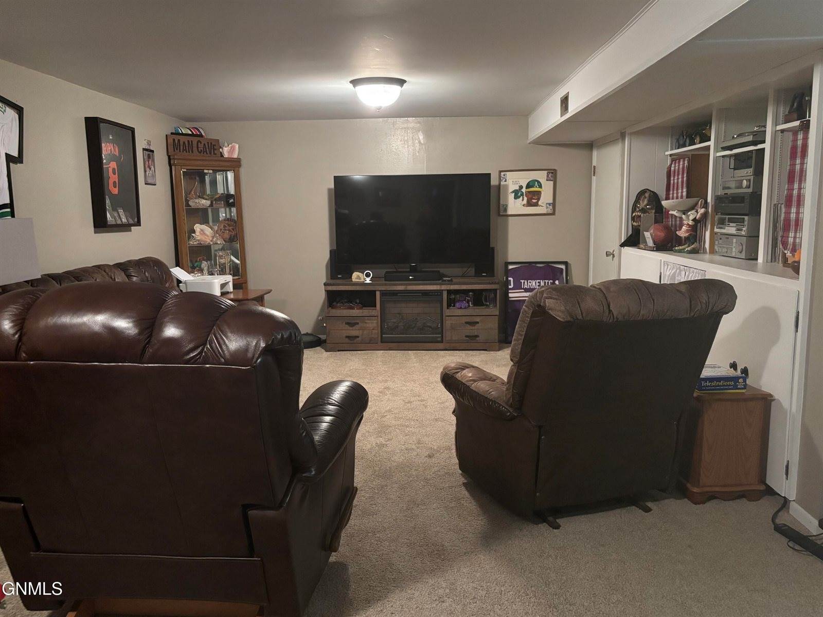 1401 University Avenue, Williston, ND 58801