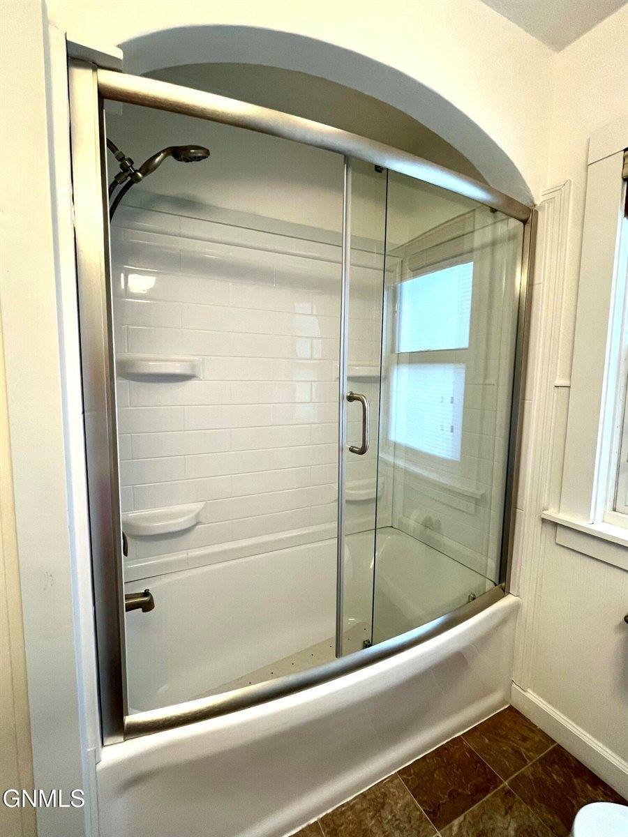 621 2nd Avenue West, Williston, ND 58801