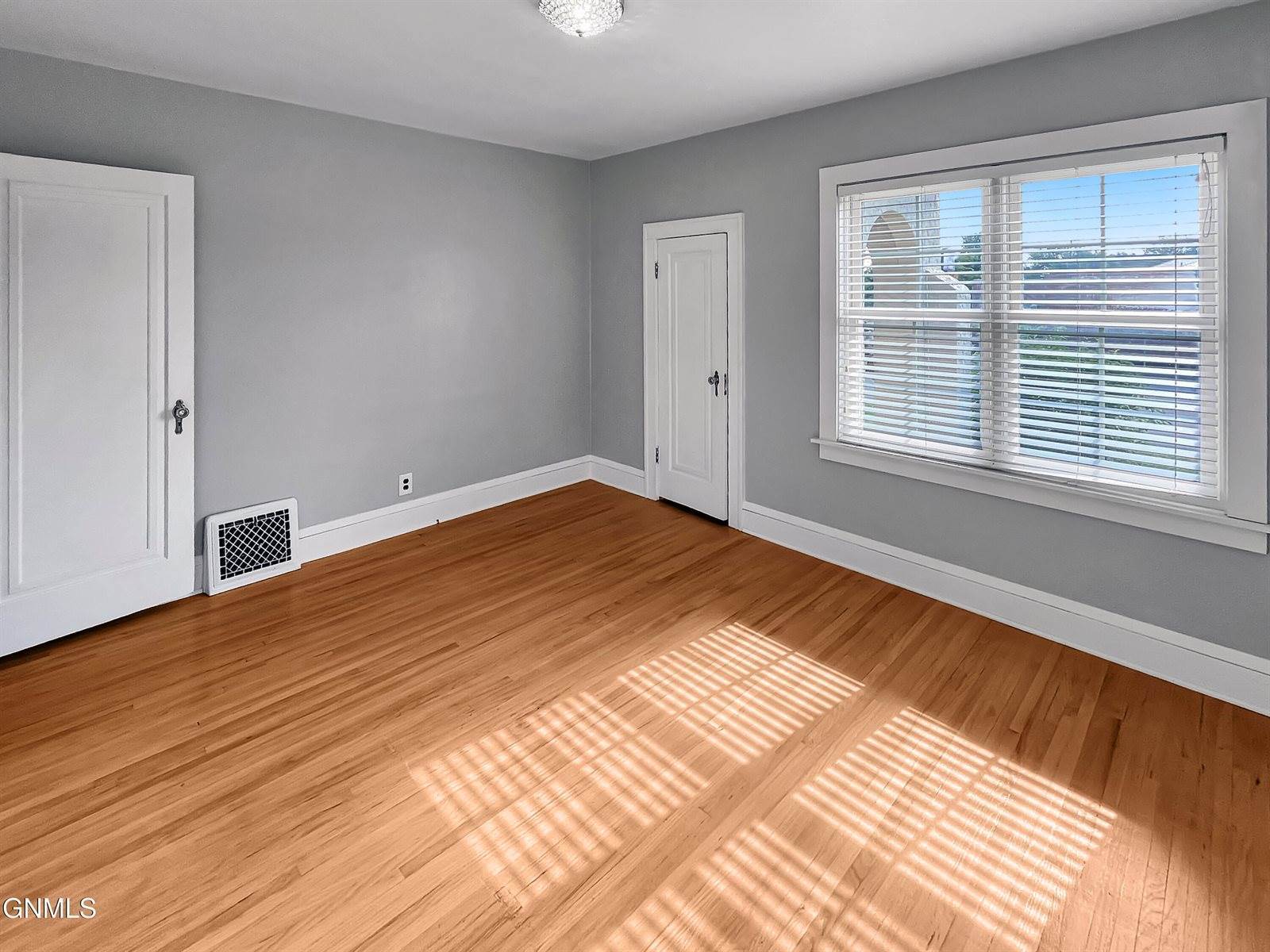 621 2nd Avenue West, Williston, ND 58801