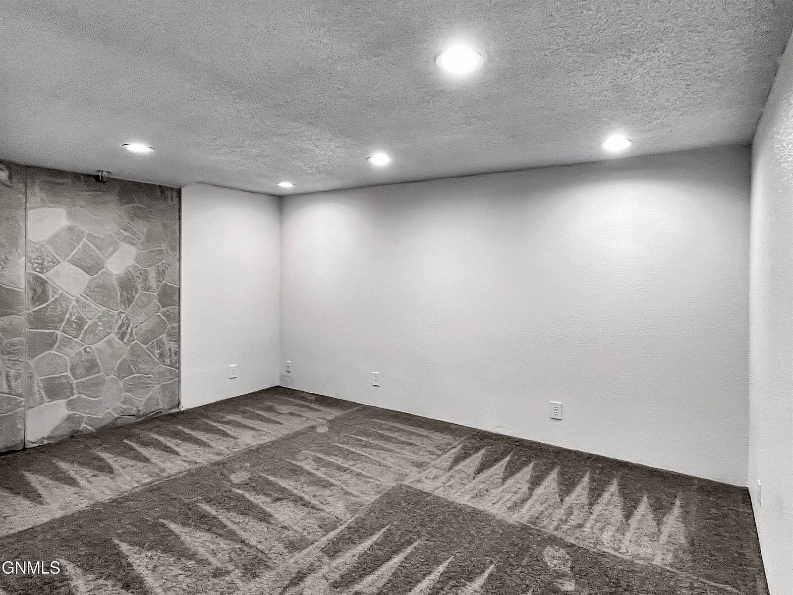 621 2nd Avenue West, Williston, ND 58801