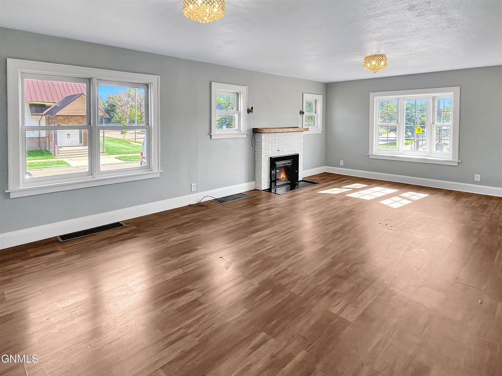 621 2nd Avenue West, Williston, ND 58801