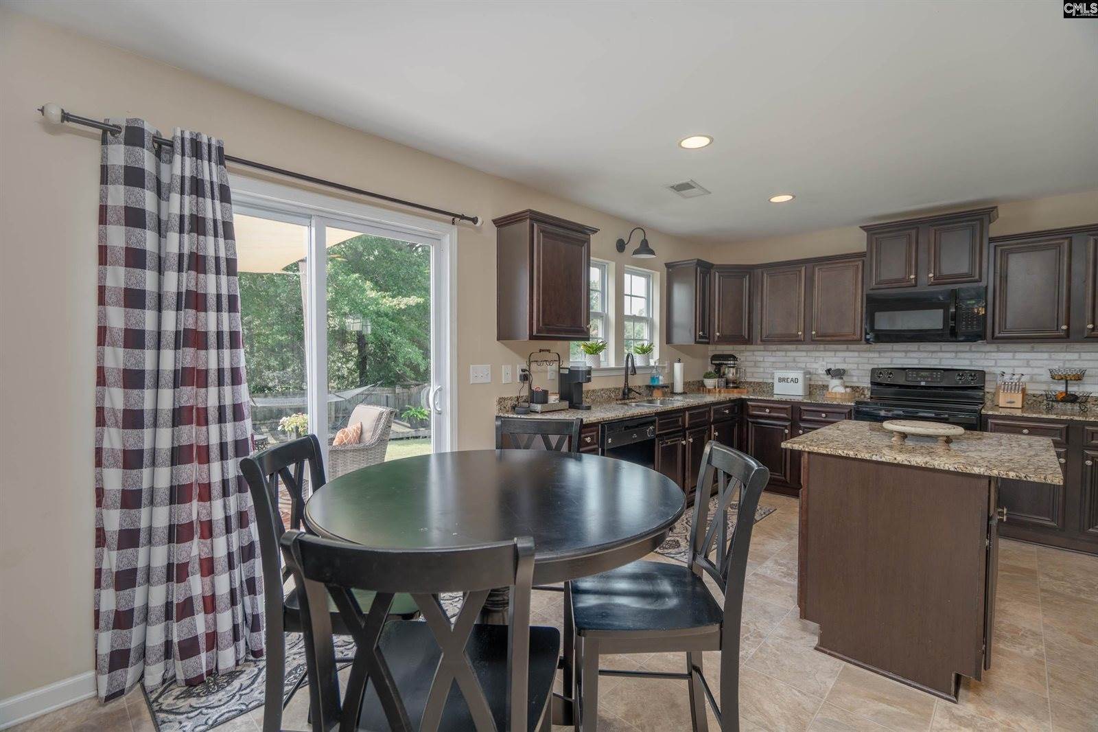 611 Colony Lakes Dr, Lexington, SC 29073