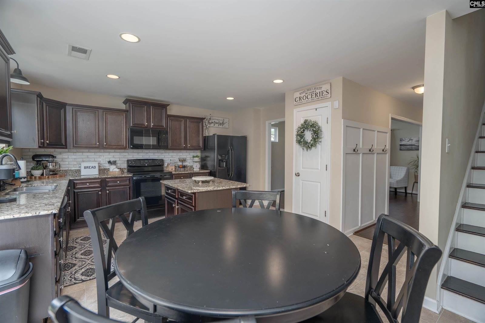 611 Colony Lakes Dr, Lexington, SC 29073