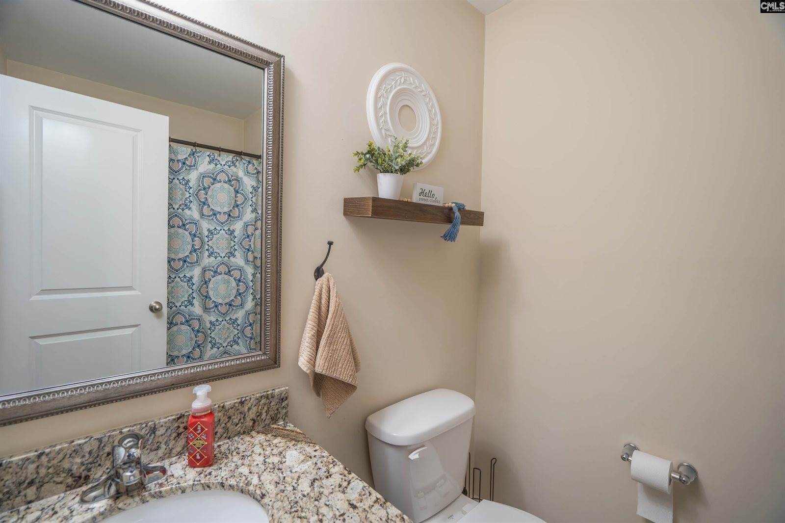 611 Colony Lakes Dr, Lexington, SC 29073