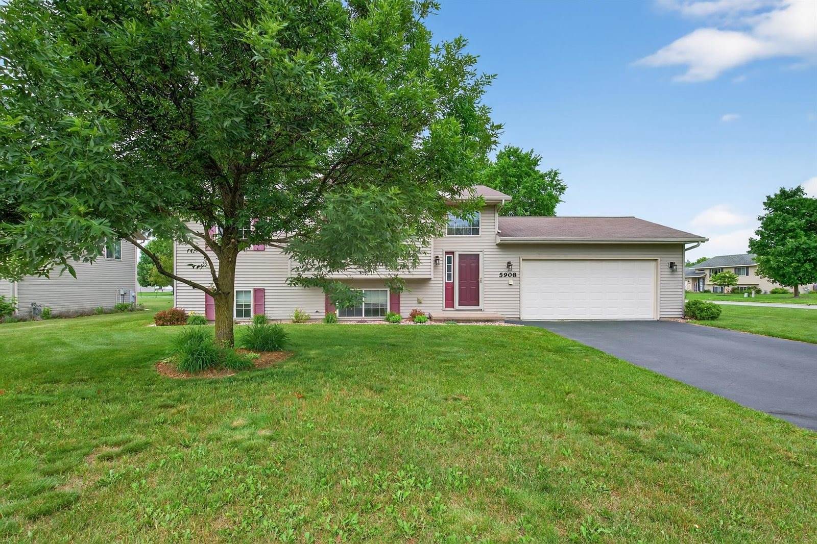 5908 Quentin Street, Weston, WI 54476