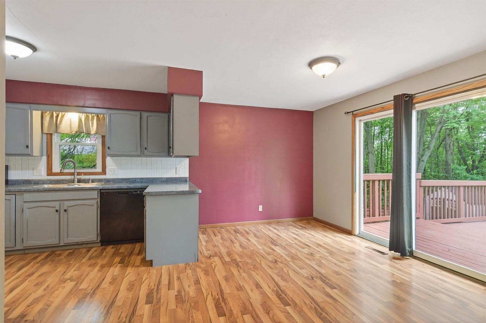 604 Leon Street, Rothschild, WI 54474