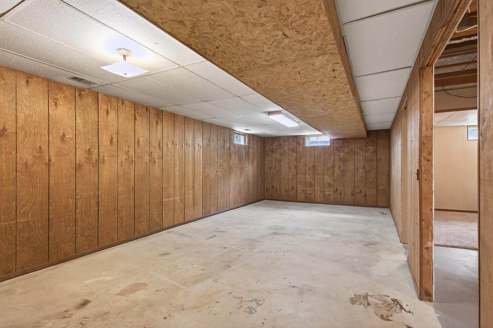 604 Leon Street, Rothschild, WI 54474