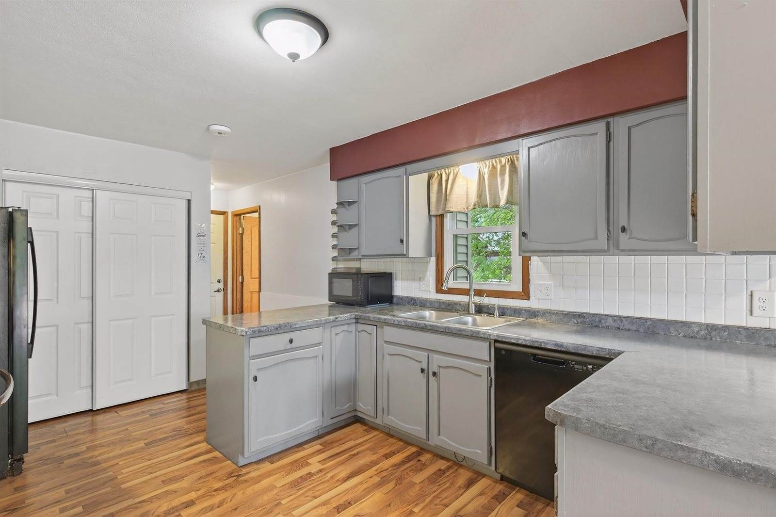 604 Leon Street, Rothschild, WI 54474