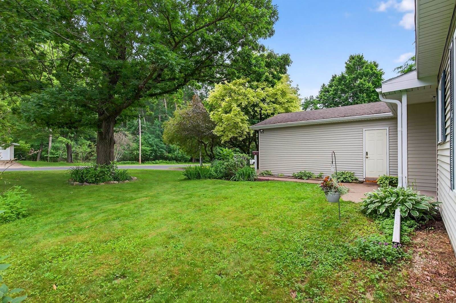 604 Leon Street, Rothschild, WI 54474