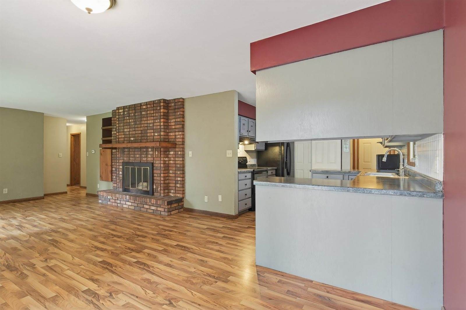 604 Leon Street, Rothschild, WI 54474