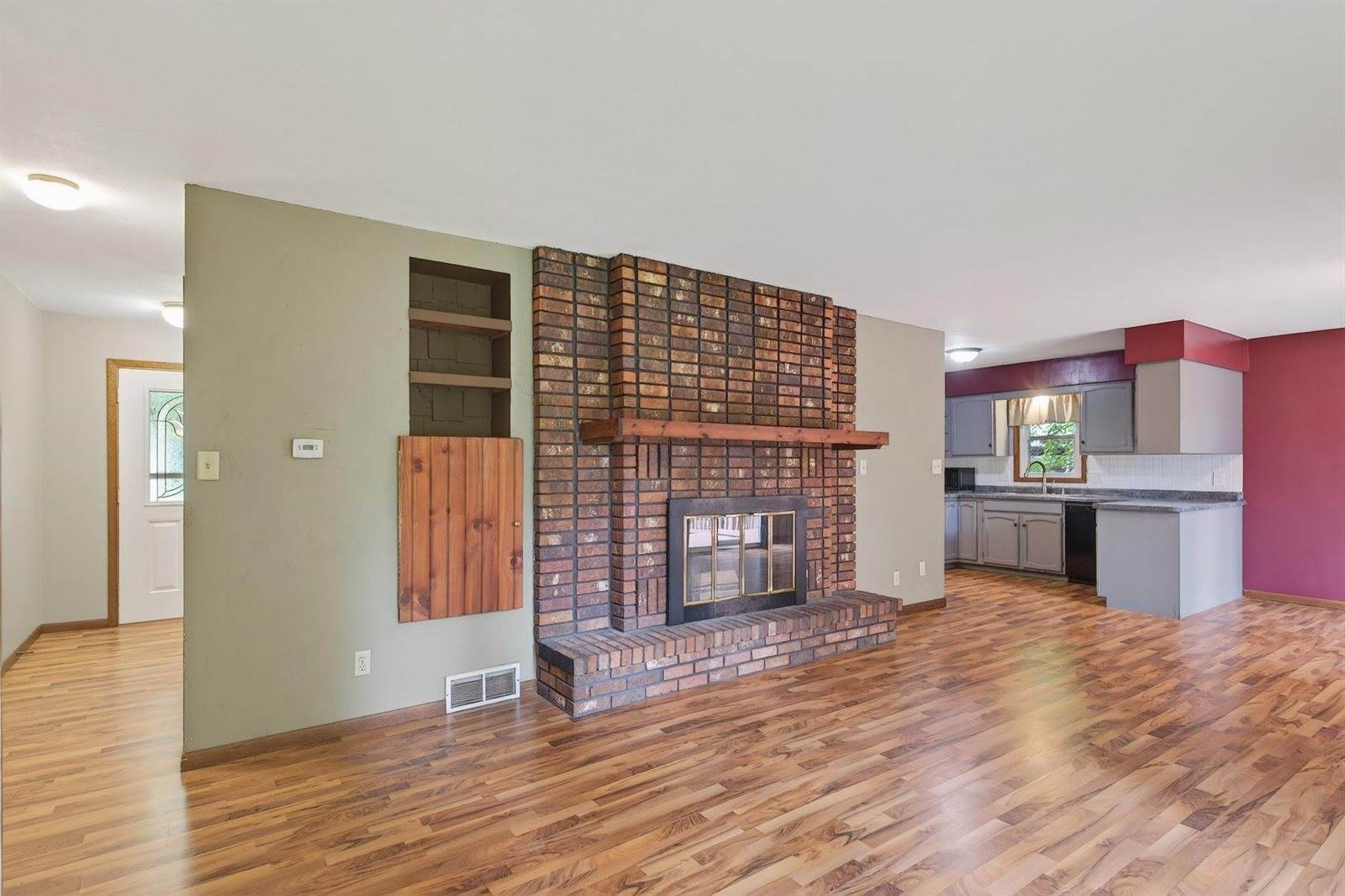 604 Leon Street, Rothschild, WI 54474