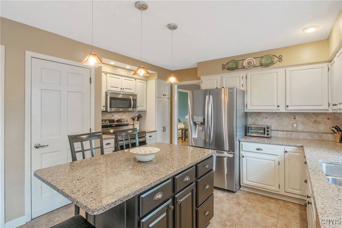 4851 Enders Road, Manlius, NY 13104