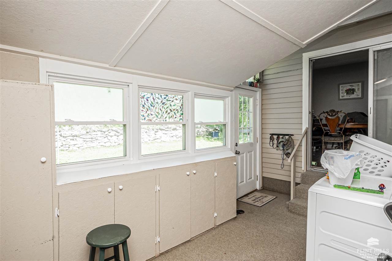 1409 Dries, Junction City, KS 66441