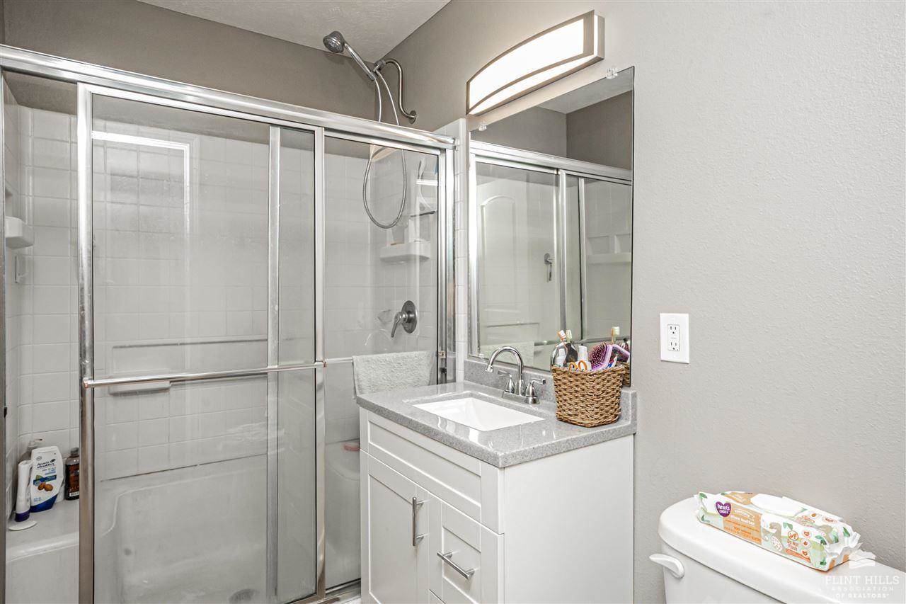 1409 Dries, Junction City, KS 66441