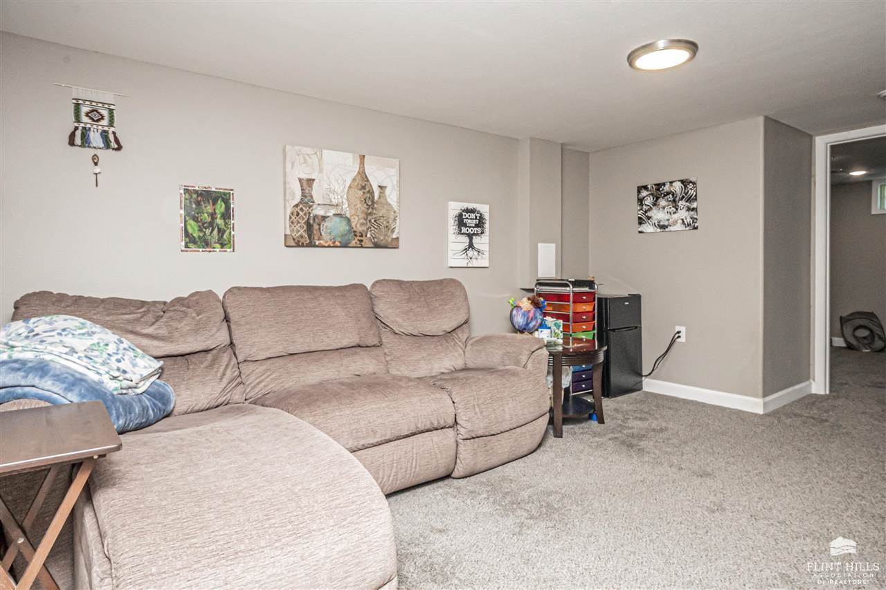 1409 Dries, Junction City, KS 66441