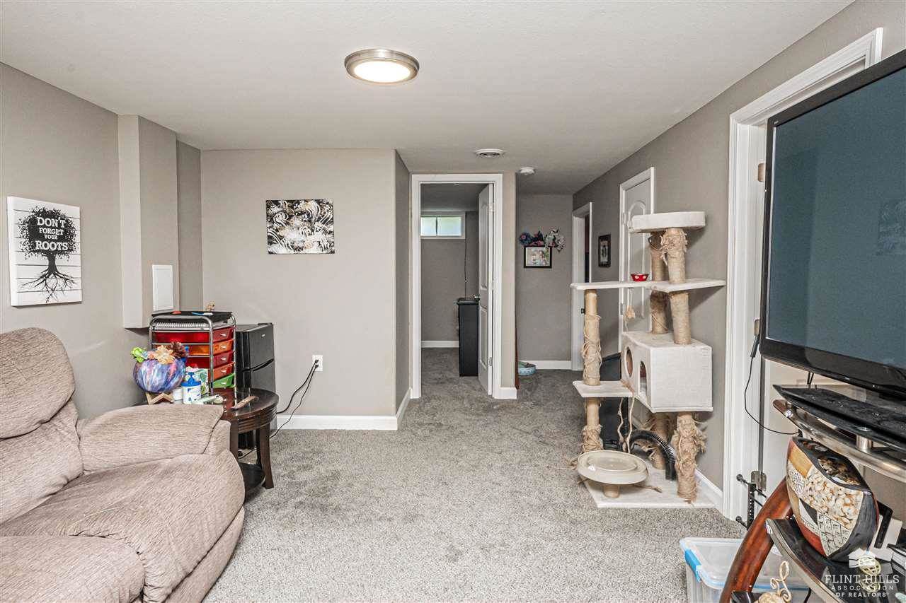 1409 Dries, Junction City, KS 66441