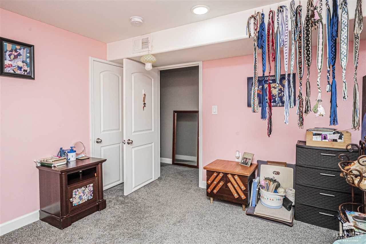 1409 Dries, Junction City, KS 66441